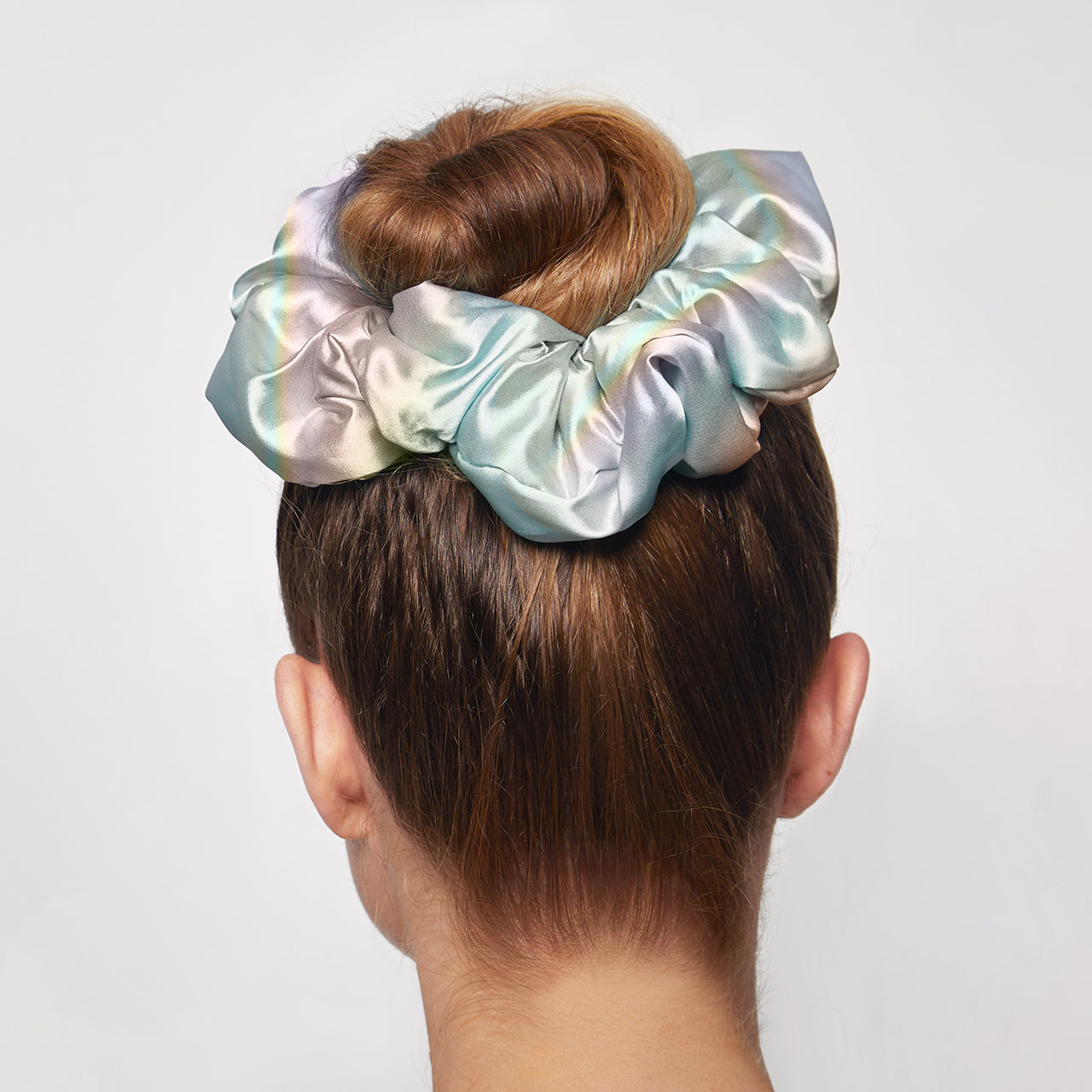 Fronha de cetim e scrunchie bem descansados, conjunto de 2 peças - Aura