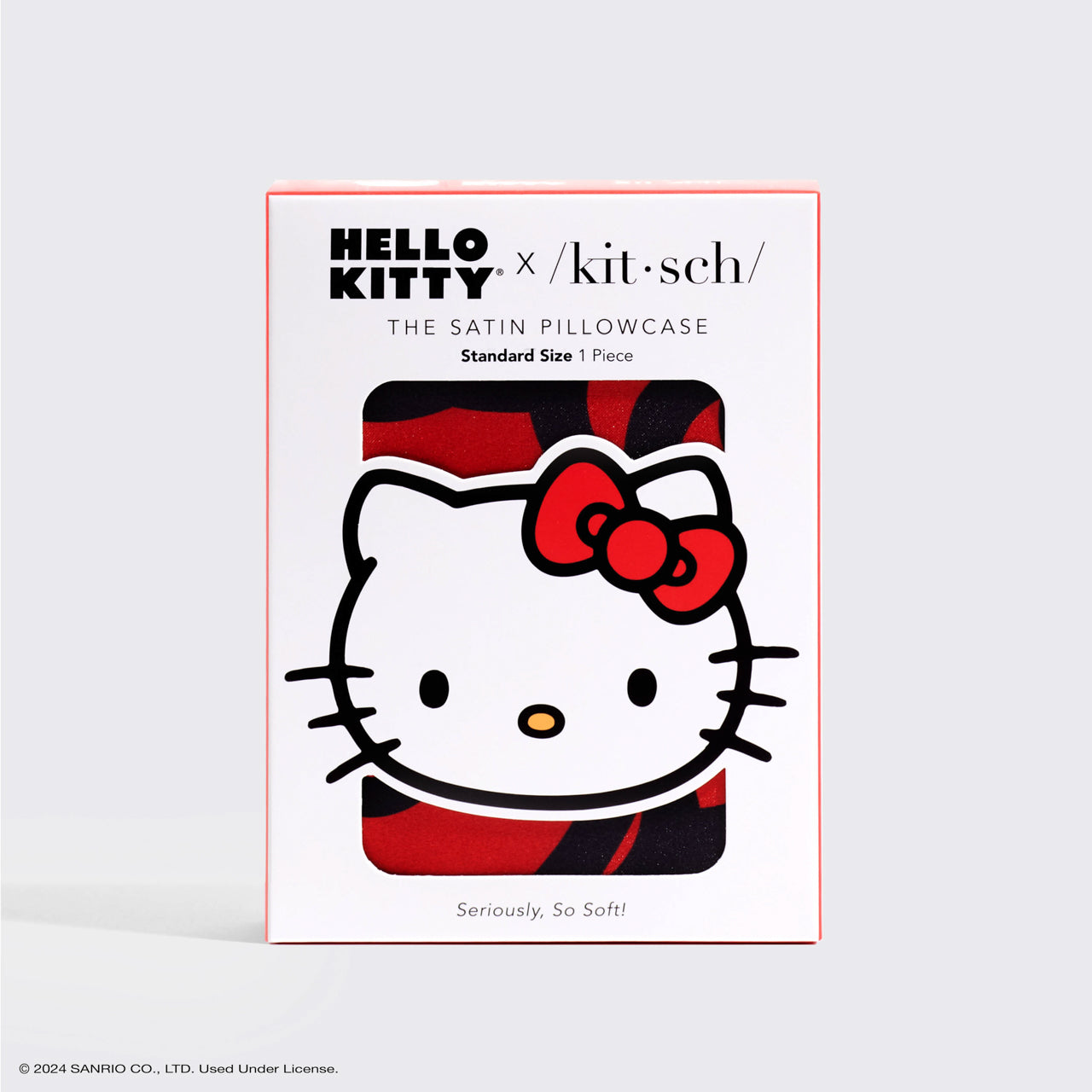 غطاء وسادة ساتان من Hello Kitty x Kitsch - Hello Kitty تستحم في بحر من الأقواس